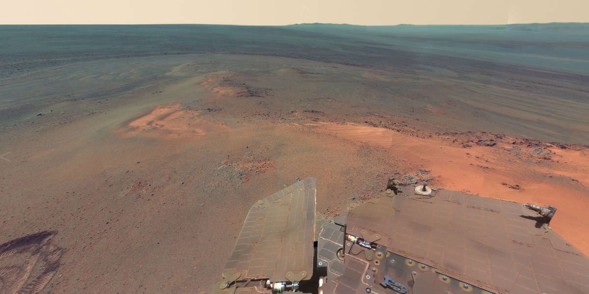 foto berwarna mars curiosity