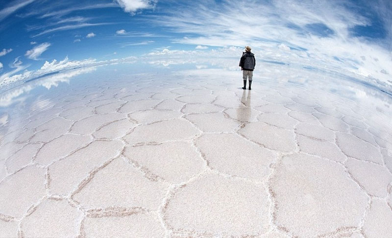 refleksi padang garam salar de uyuni 12