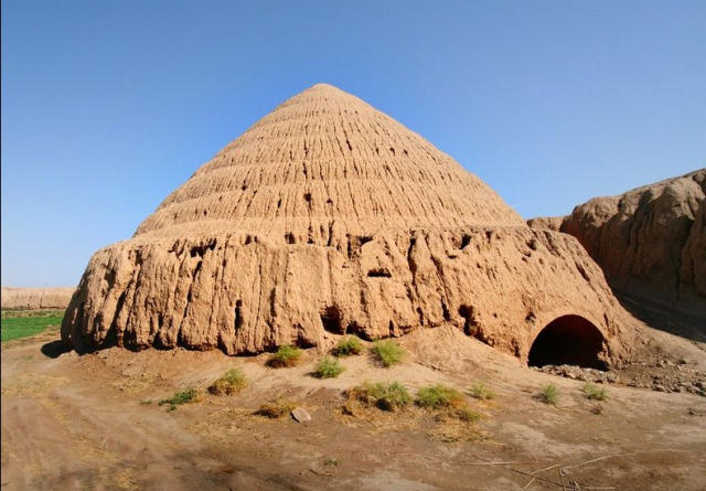 Ice House Iran 06