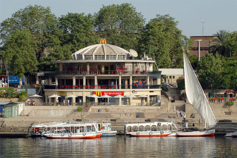 04_McDonalds-on-the-Water-in-Aswan-Egypt