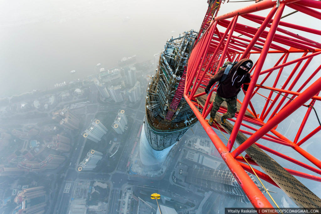 vitaliy raskalov shanghai tower 11